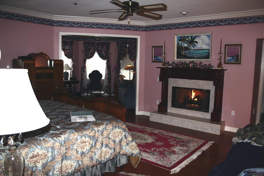 Heron Cay Lakeview Bed & Breakfast Mount Dora Exterior photo